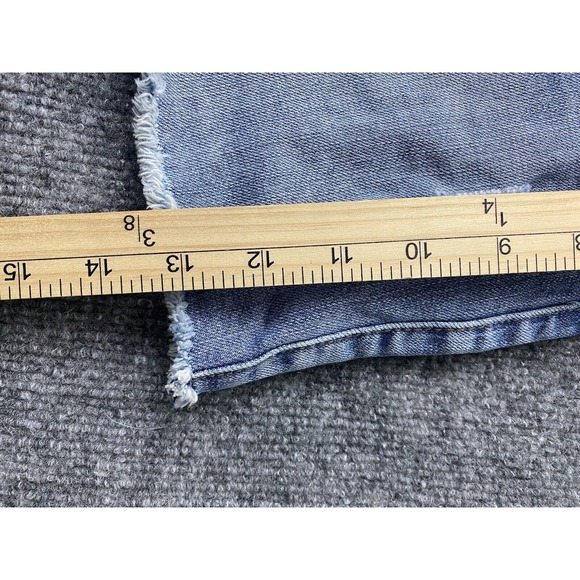 Kut Jean Shorts Womens 12 Light Blue Cutoff Distressed Denim Faded High Rise 90s - Picture 7 of 13